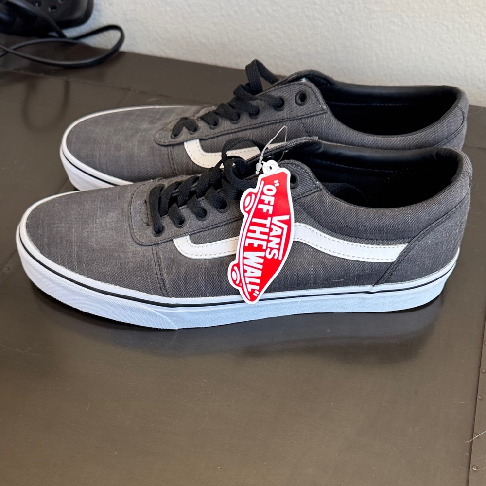 Vans Black and White Men's Sneakers